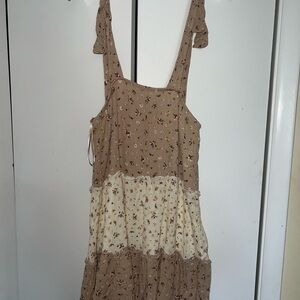 Floral Tiered Dress with Lace Detail